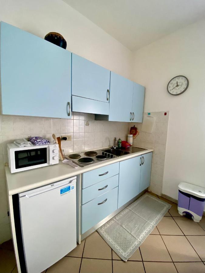 Apartment Tirreno Tirrenia Eksteriør bilde