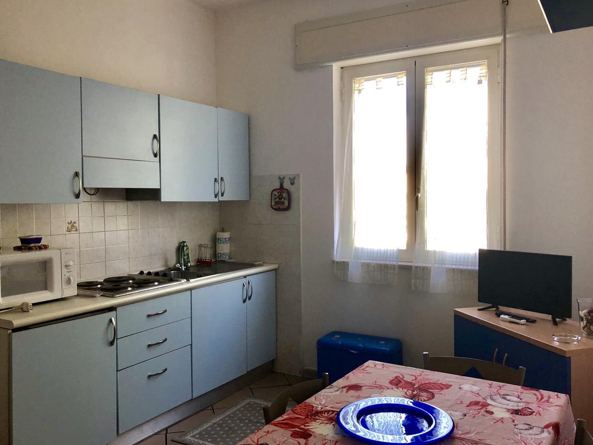Apartment Tirreno Tirrenia Eksteriør bilde